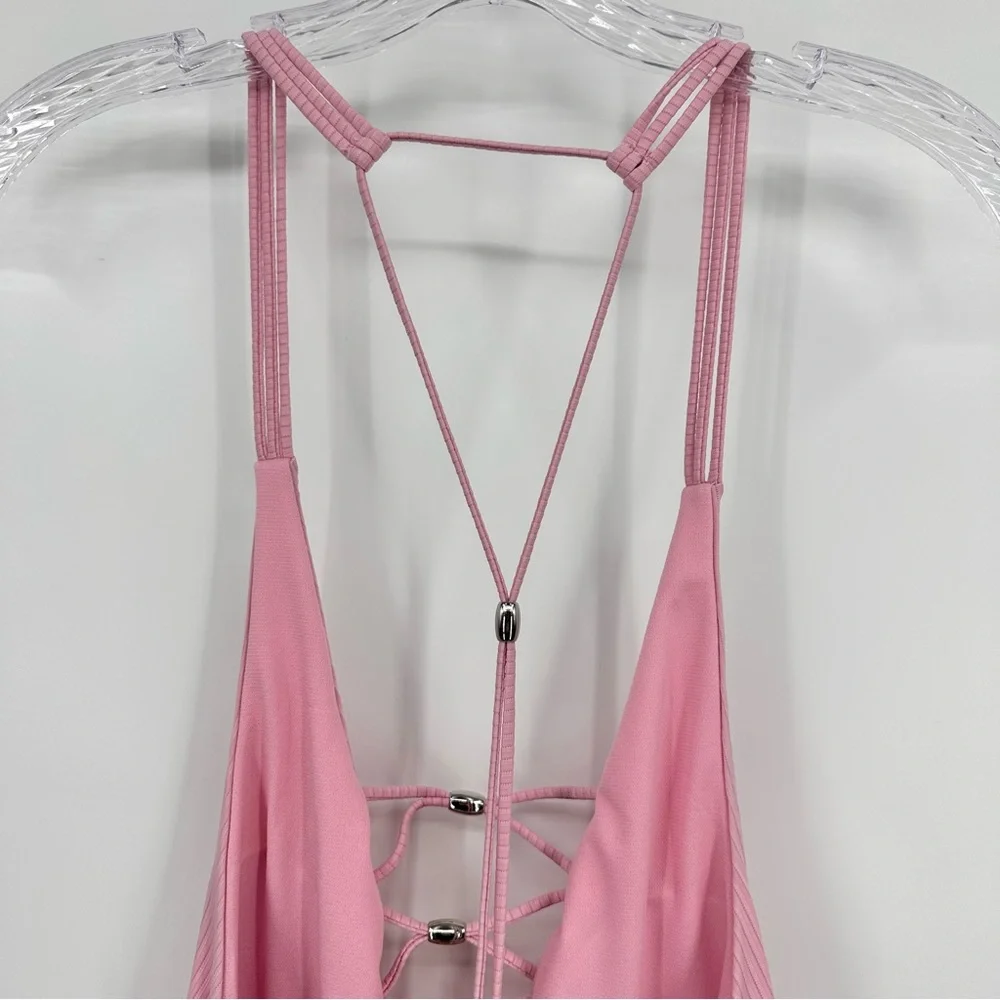 YMI NWT Ribbed Crisscross Lace Up One Piece Swimsuit Pink Size M